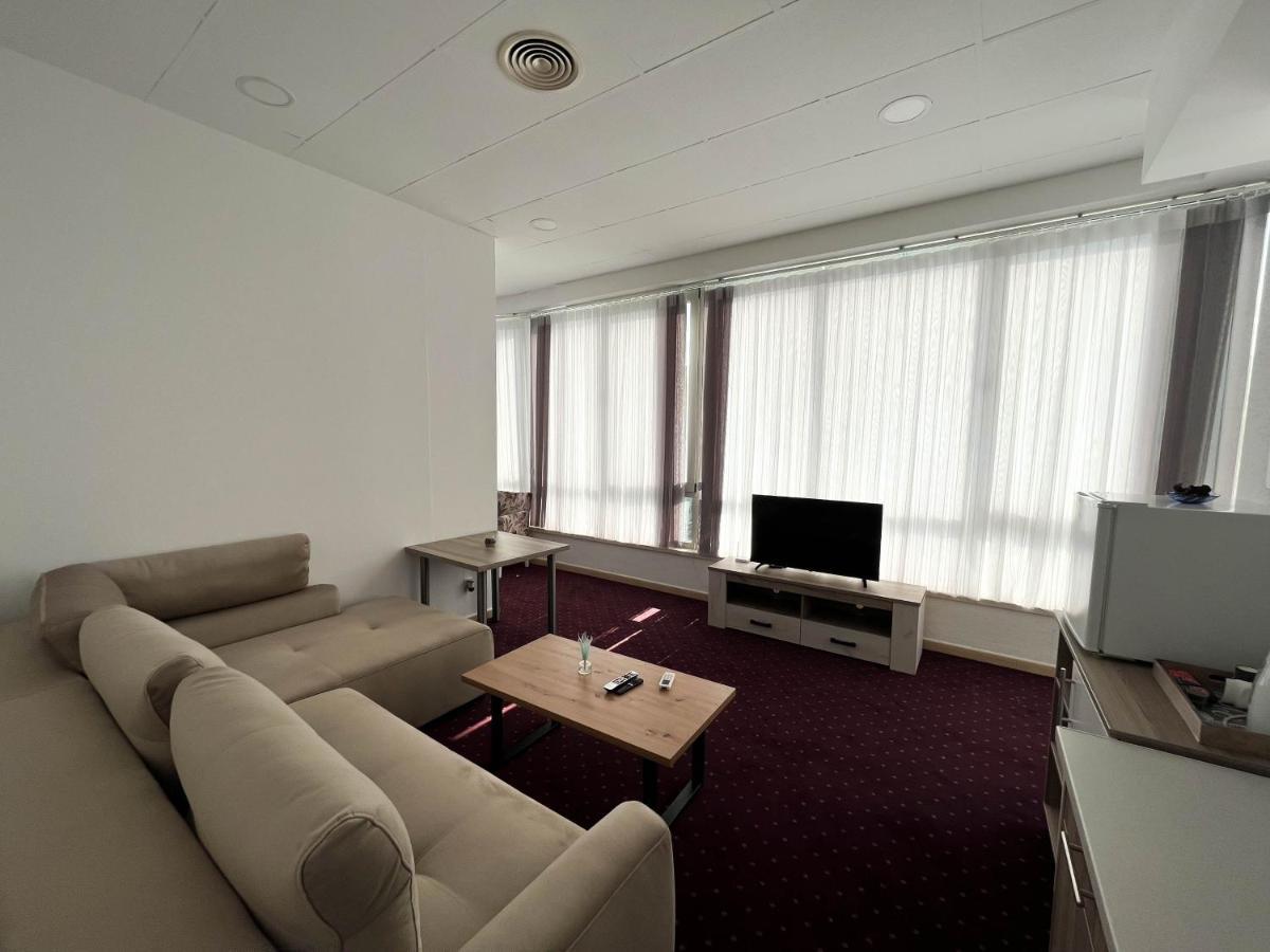 Lux Apartments 莫斯塔尔 外观 照片