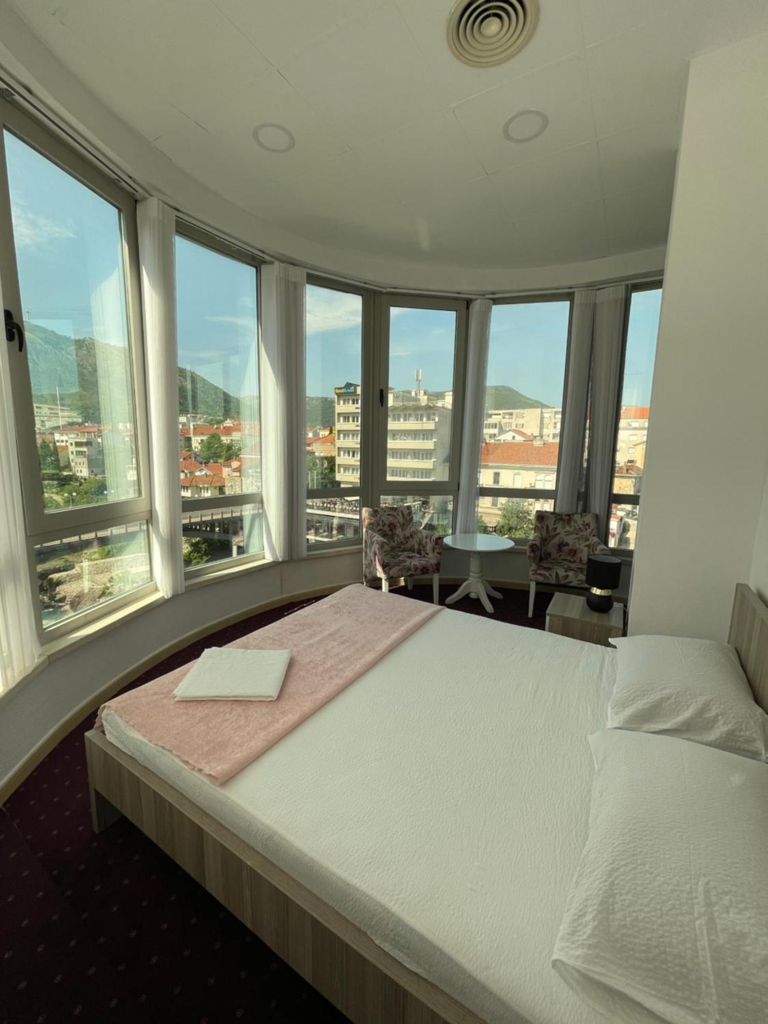 Lux Apartments 莫斯塔尔 外观 照片